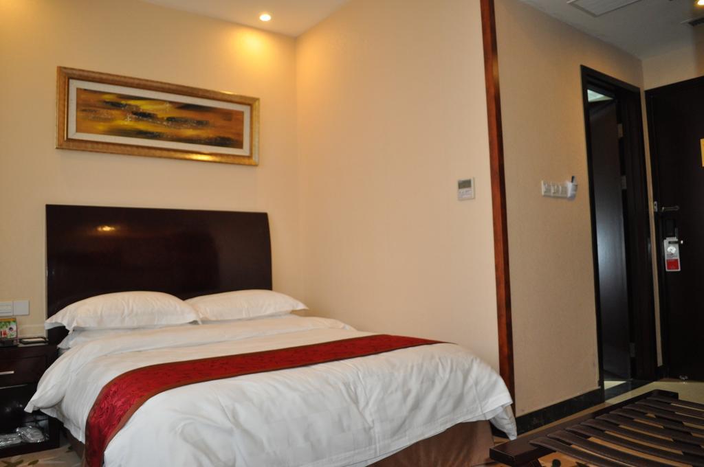 Ramada Linyi North Hotel Eksteriør billede