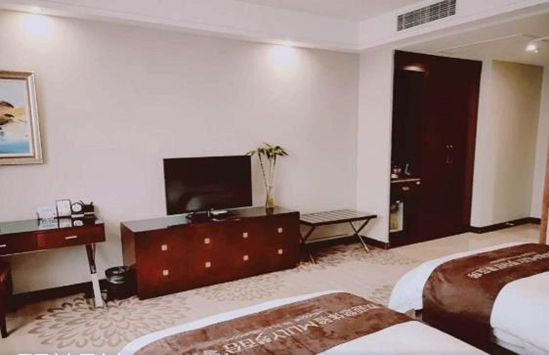 Ramada Linyi North Hotel Eksteriør billede